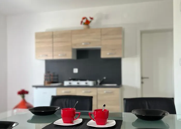 Linden Tree * Kamnik