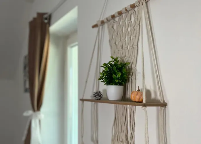 Linden Tree * קמניק